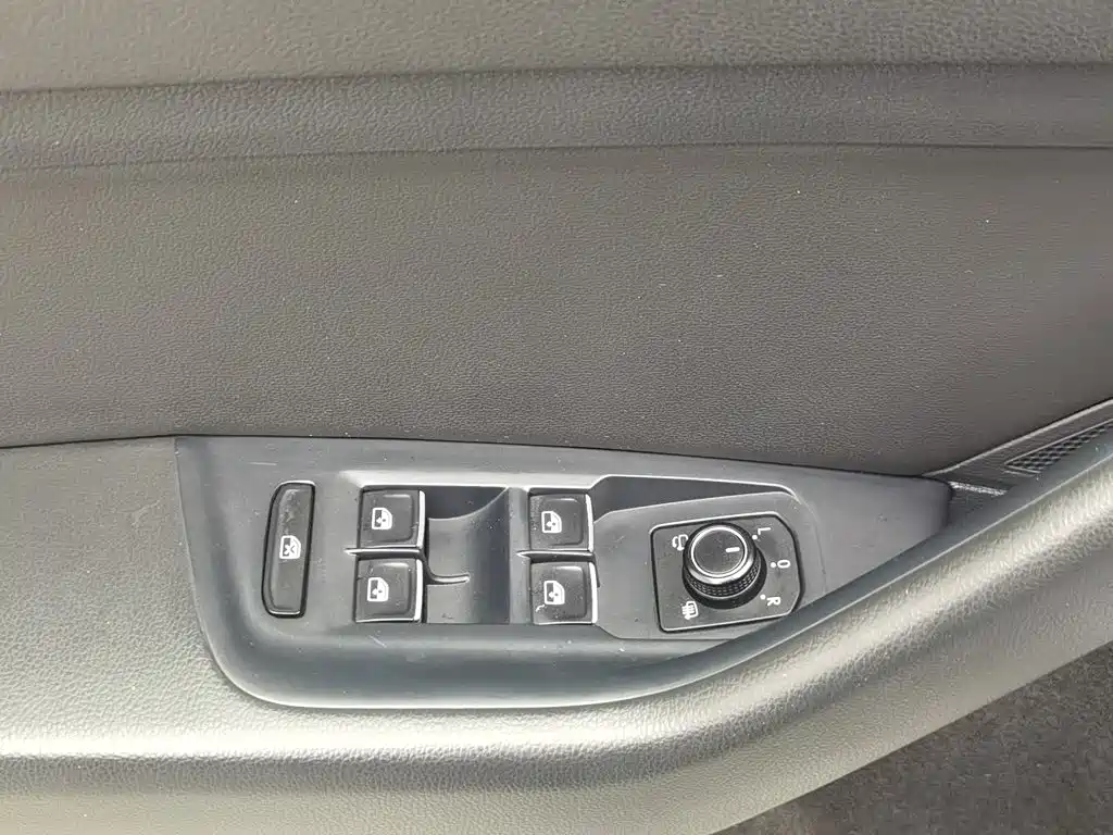 Volkswagen Magotan — миниатюра 9