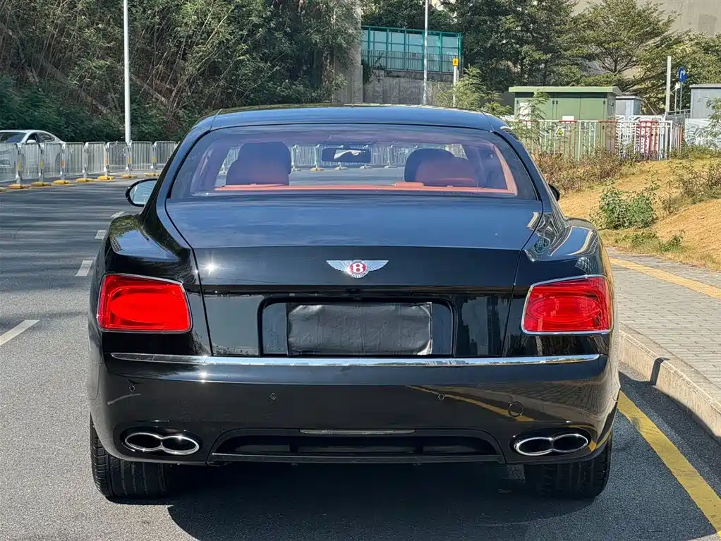Bentley Flying Spur 2016 4.0T V8 Standard
