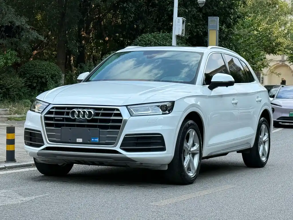 Audi Q5L — миниатюра 3