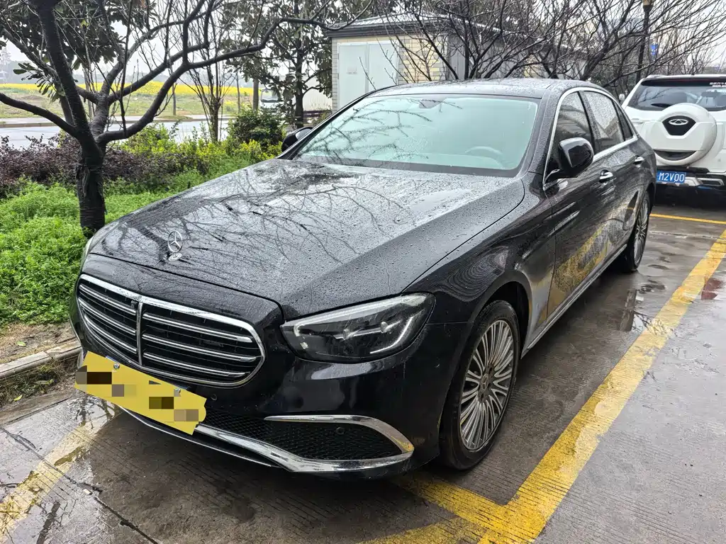 Mercedes-Benz E-Class 2021