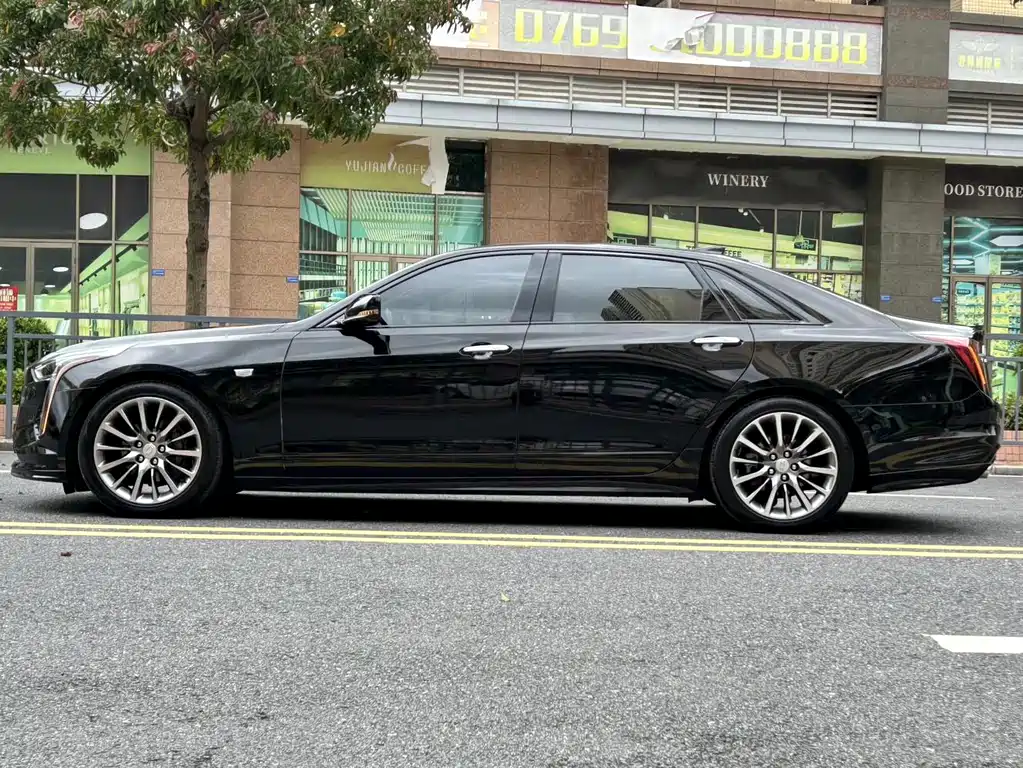 Cadillac CT6 — миниатюра 24