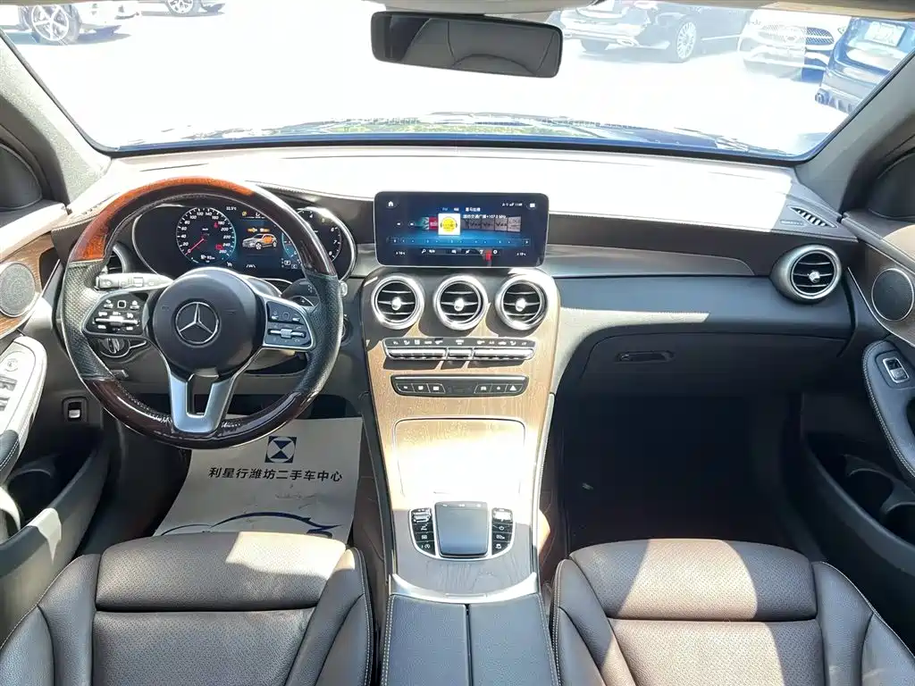 Mercedes-Benz GLC — миниатюра 15