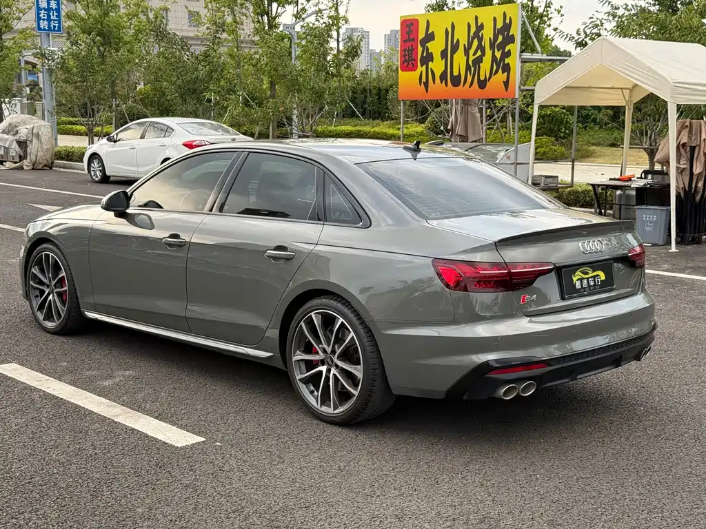 Audi S4 — миниатюра 6