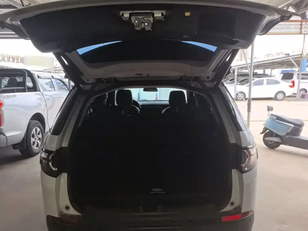 Land Rover Discovery Sport — миниатюра 19