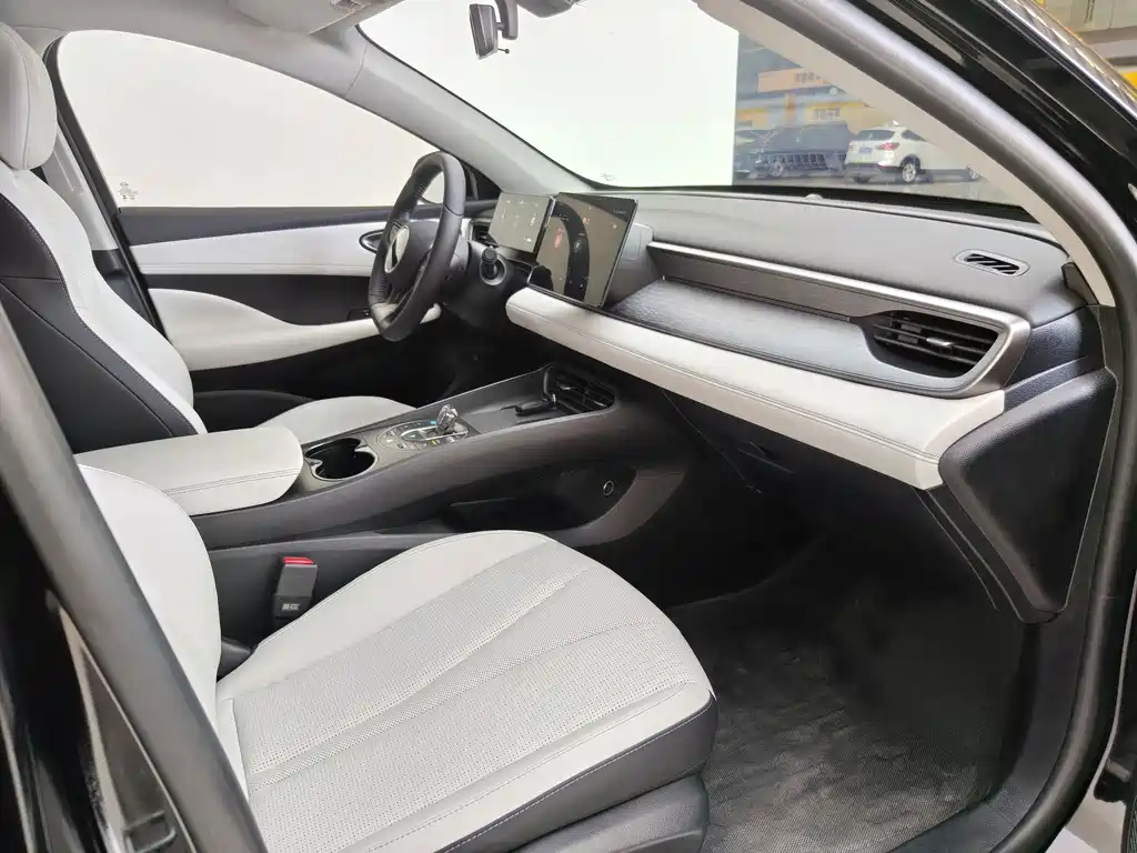 BYD Seal 05 DM-i — миниатюра 6