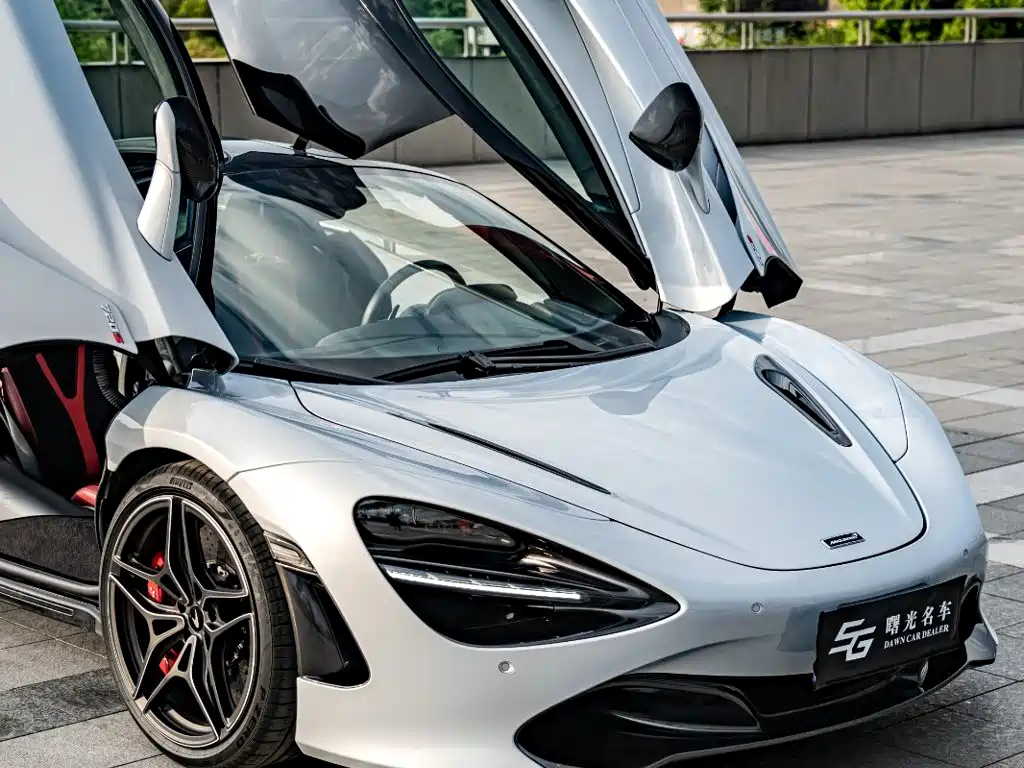McLaren 720S — миниатюра 13