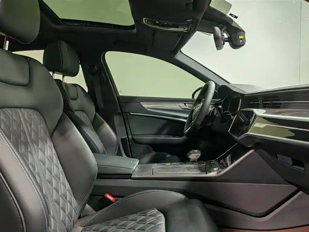 Audi A6L 2025 45 TFSI