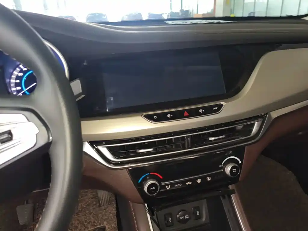 Changan Eado — миниатюра 13