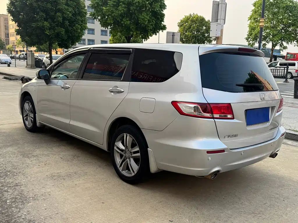 Honda Odyssey — миниатюра 8