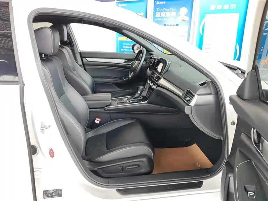Honda Inspire 2022 260TURBO