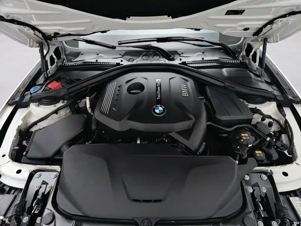 BMW 3 Series — миниатюра 6