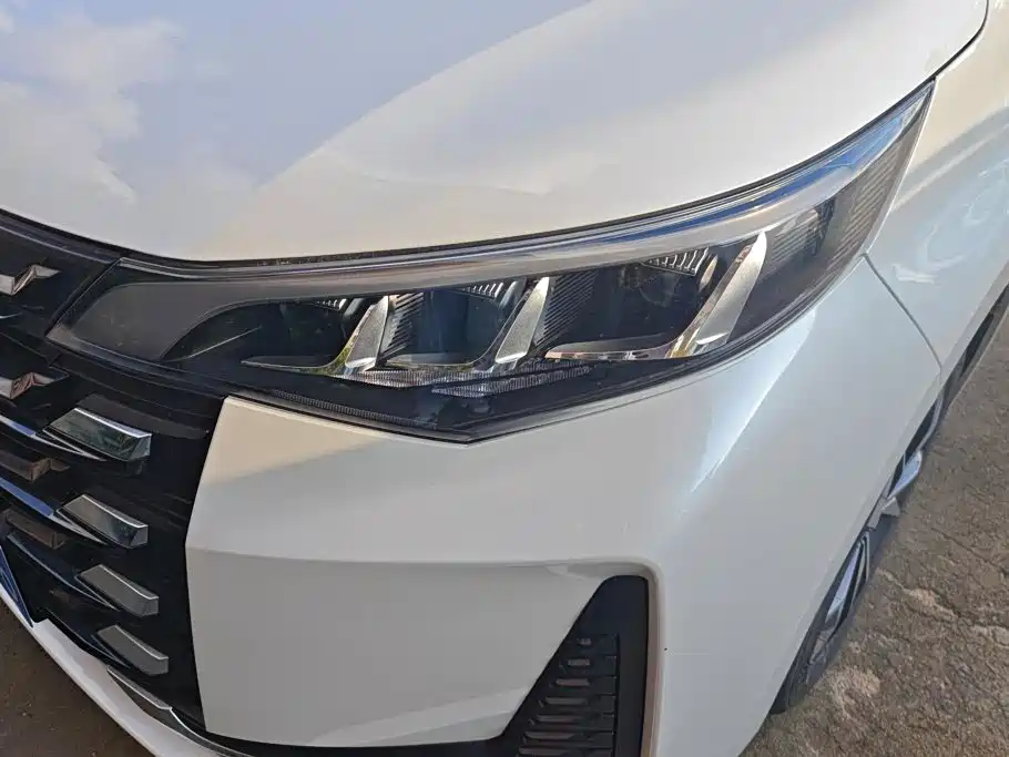 GAC Motor Trumpchi M6 — миниатюра 5