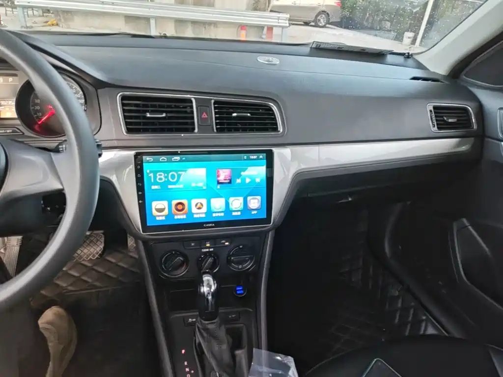 Volkswagen Lavida — миниатюра 10