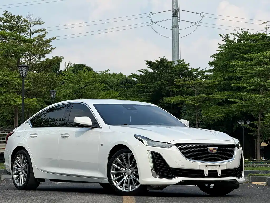 Cadillac CT5 — миниатюра 2