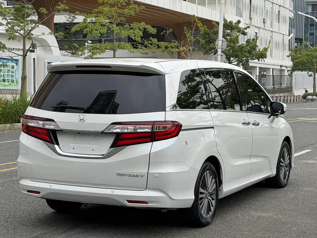 Honda Odyssey — миниатюра 27