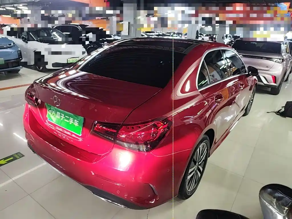 Mercedes-Benz A-Class — миниатюра 7