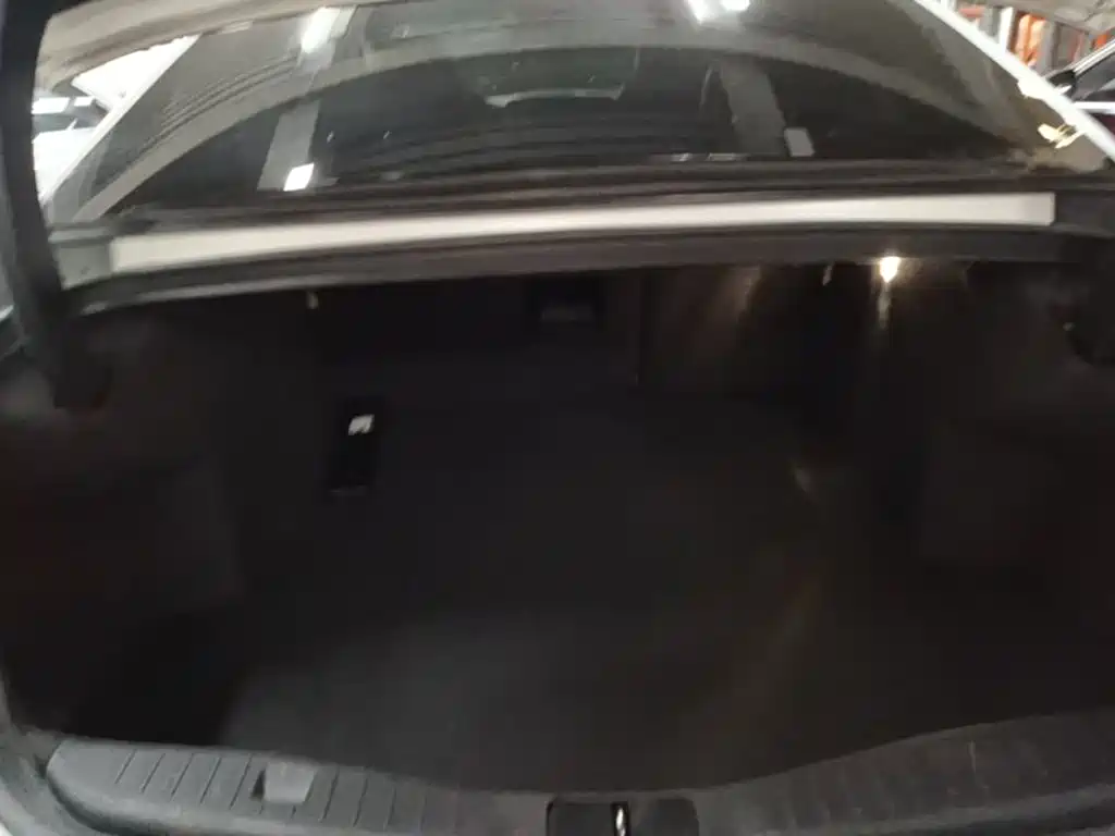 Lincoln MKZ — миниатюра 19