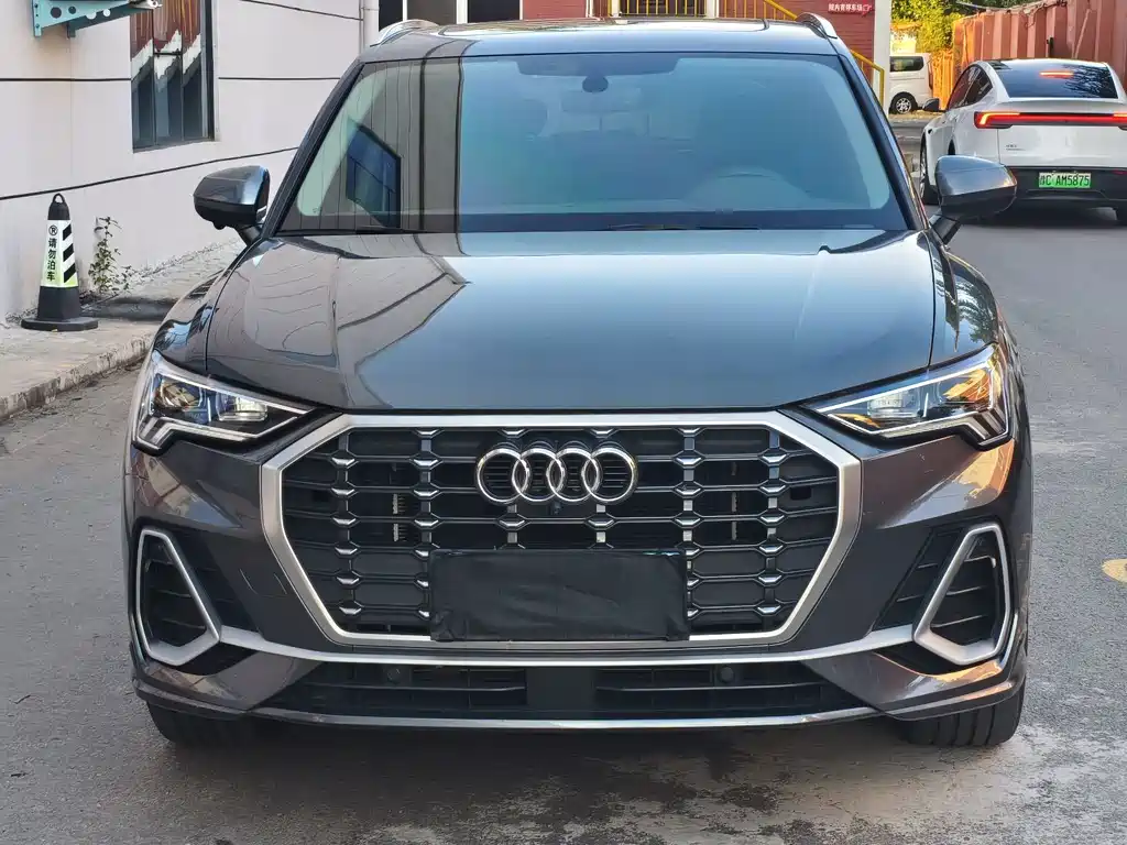 Audi Q3 — миниатюра 2