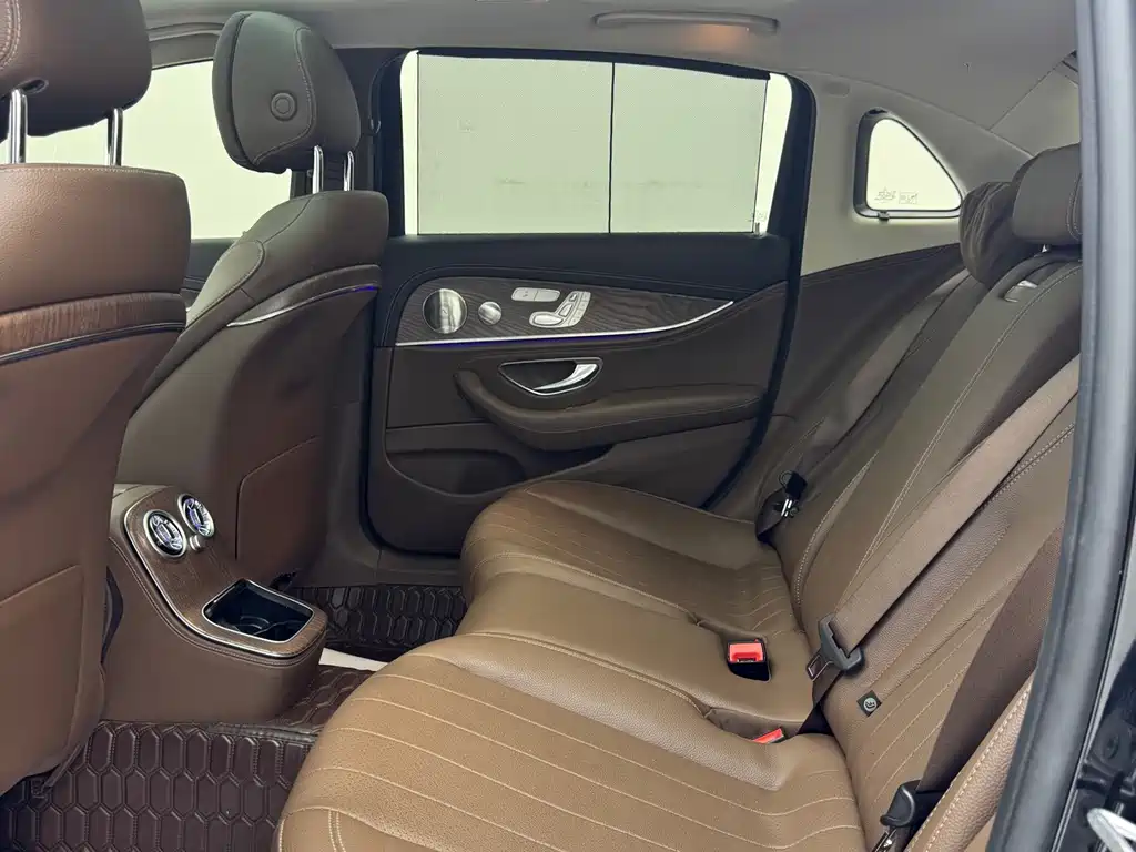 Mercedes-Benz E-Class E 2023 E 300 L Luxury