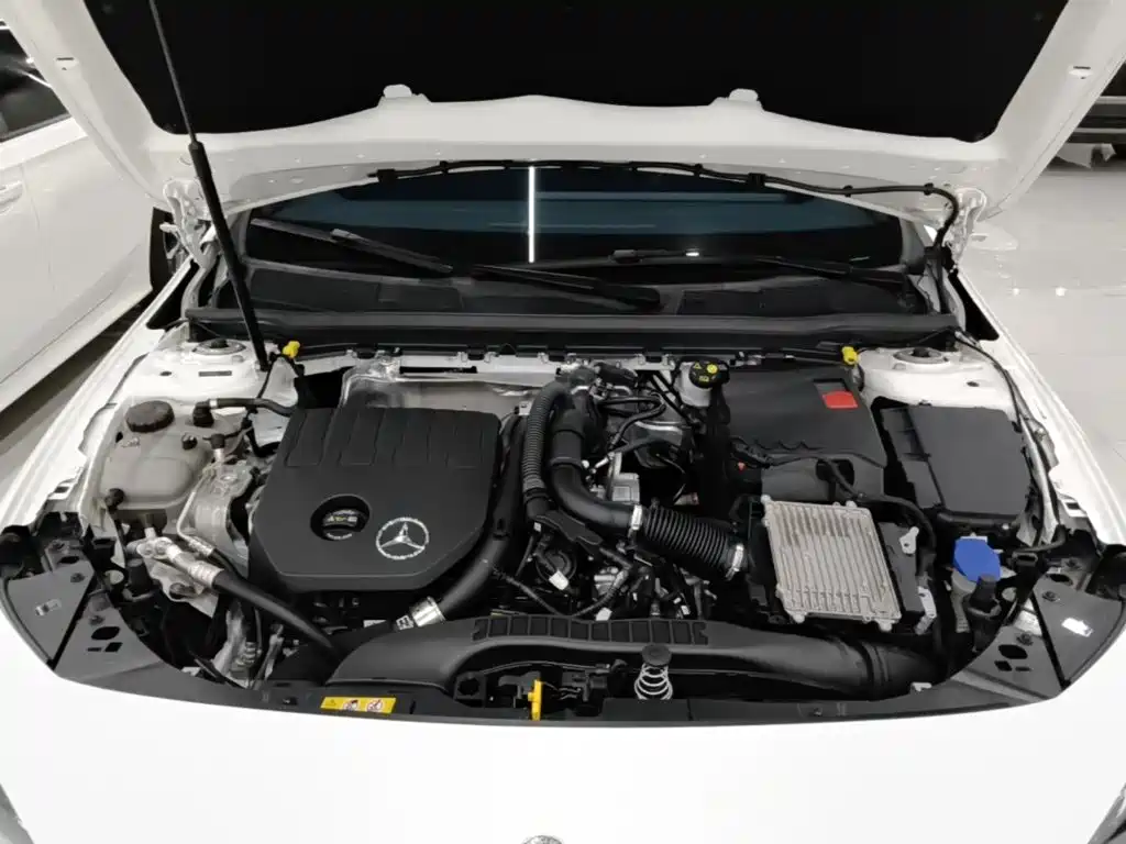 Mercedes-Benz A-Class 2024 — фото 19