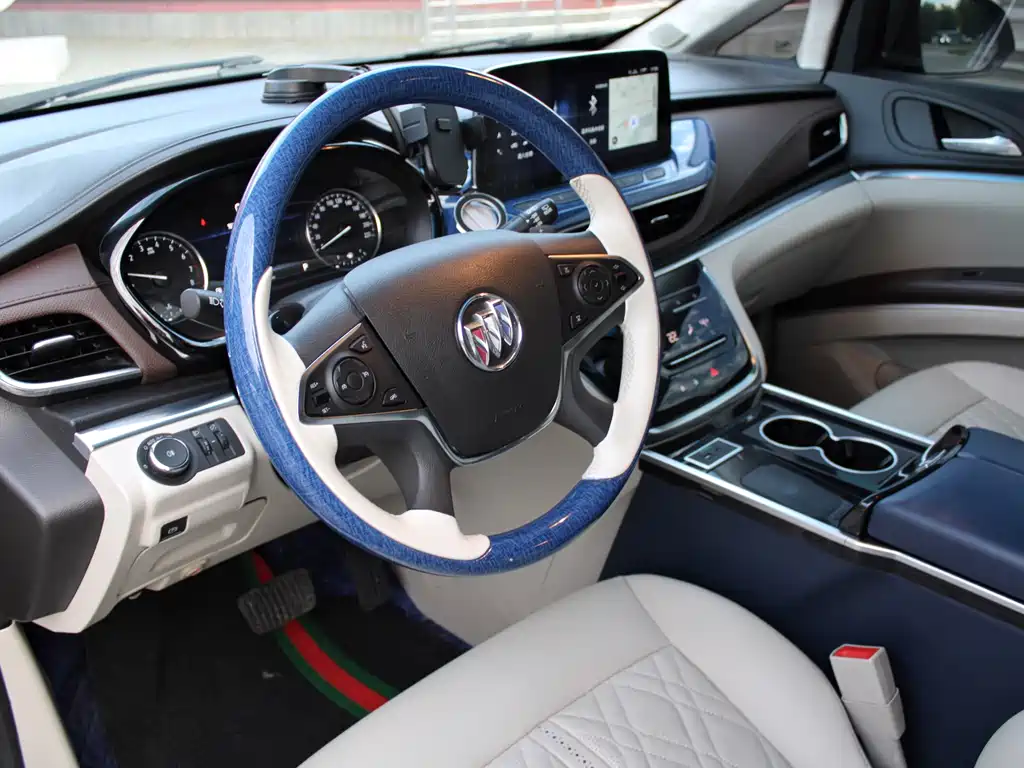 Buick GL8 — миниатюра 16
