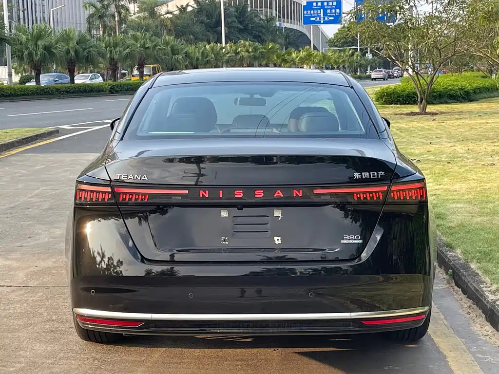 Nissan Teana — миниатюра 13