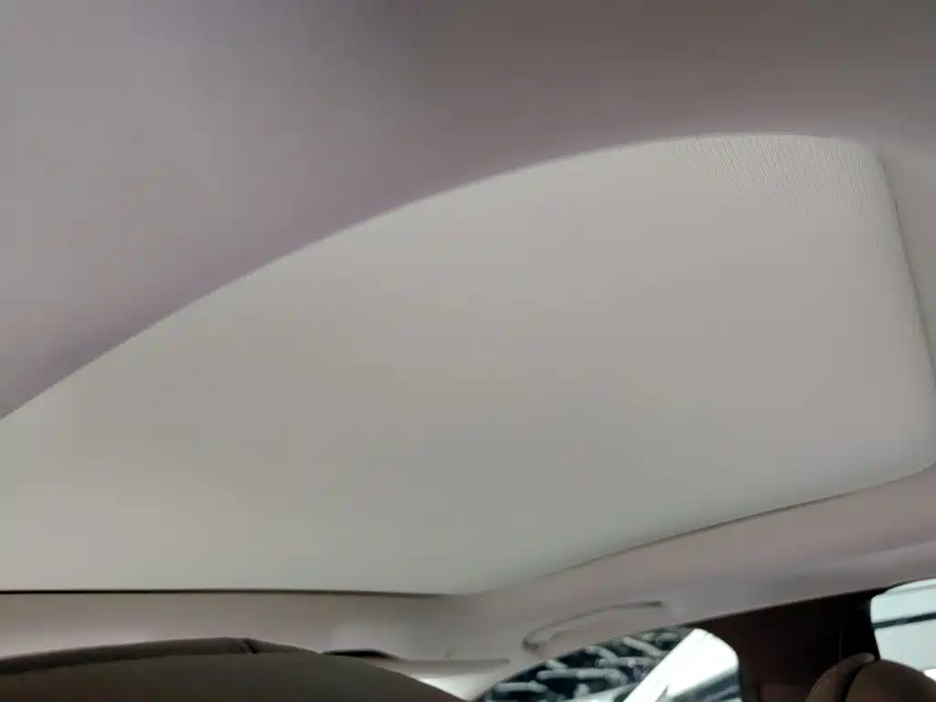 Mercedes-Benz E-Class — миниатюра 18