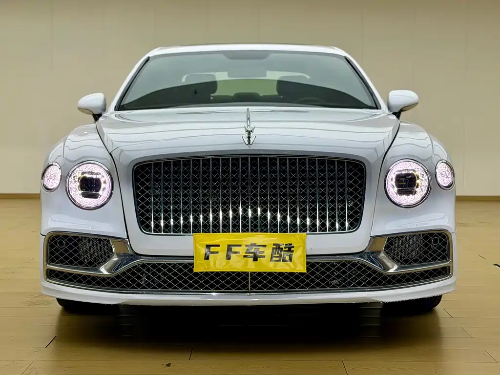 Bentley Flying Spur — миниатюра 5