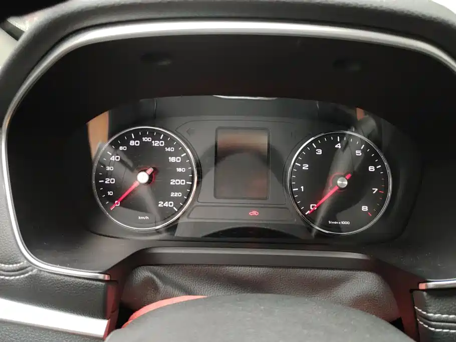 Roewe RX5 — миниатюра 14
