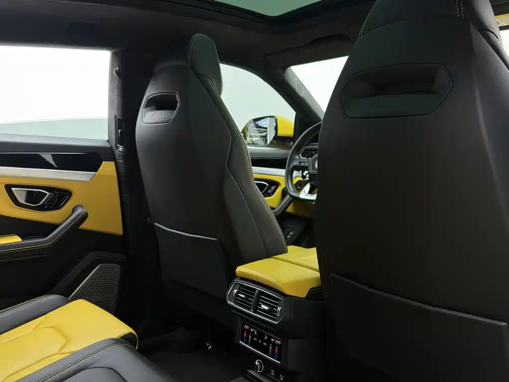 Lamborghini Urus — фотографии объявления, Фото 25