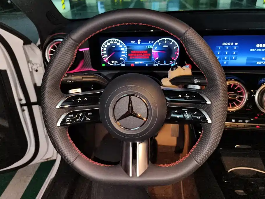 Mercedes-Benz A-Class — миниатюра 15