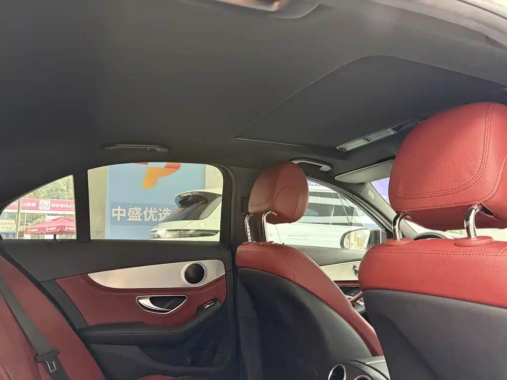 Mercedes-Benz C-Class — миниатюра 18