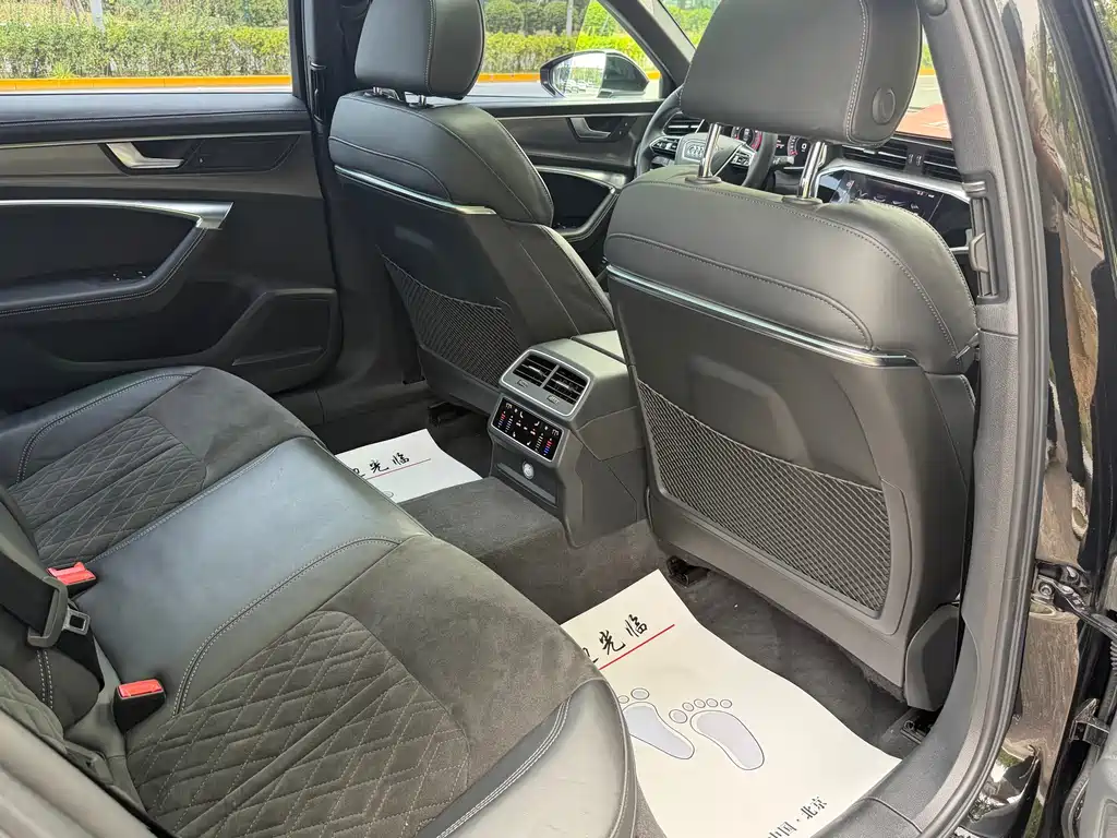 Audi A6L — миниатюра 25