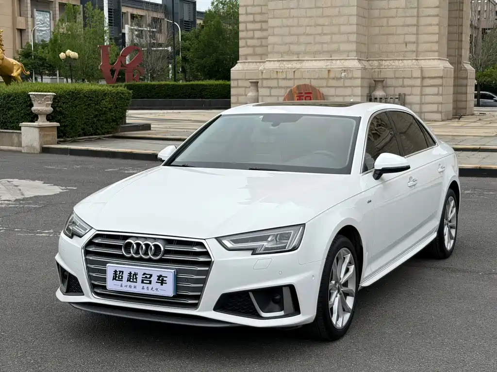 Купить Audi A4L