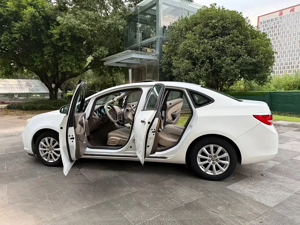 Buick Excelle — миниатюра 15