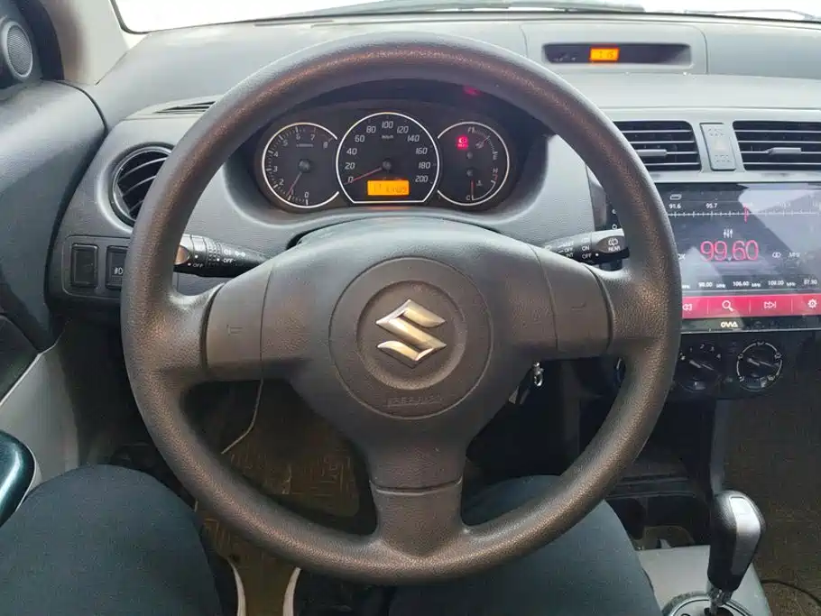 Suzuki Swift — миниатюра 15