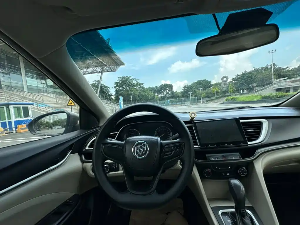 Buick Excelle — миниатюра 11