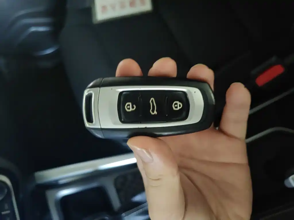 Geely Vision X3 — миниатюра 17