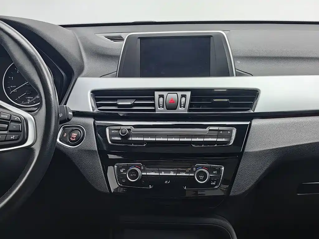 BMW X1 — миниатюра 12