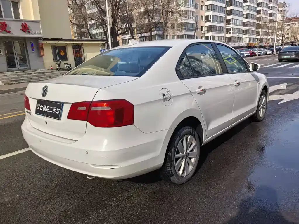 Volkswagen Jetta 1.6L Manual Comfort Type, фото 4