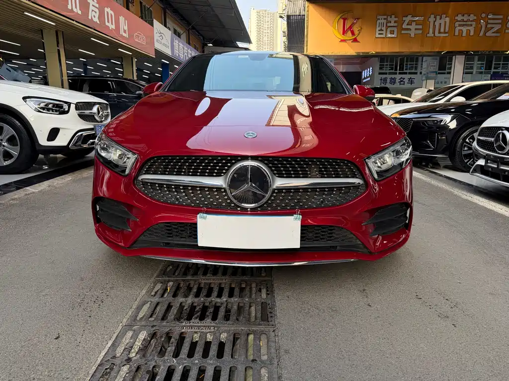 MERCEDES-BENZ A CLASS