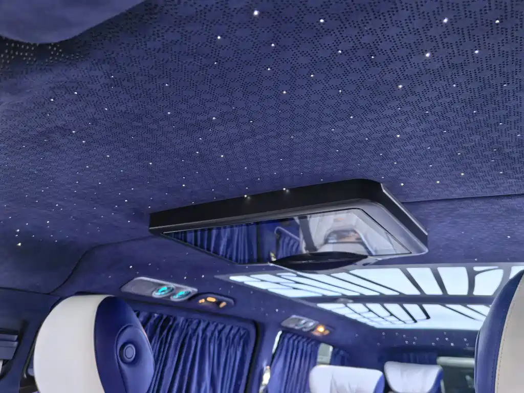 MERCEDES-BENZ V CLASS