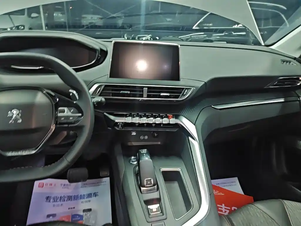 Peugeot 4008 — миниатюра 13