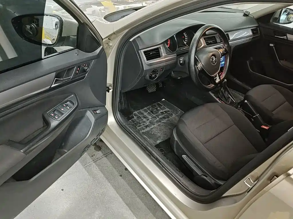 Volkswagen Bora — миниатюра 16