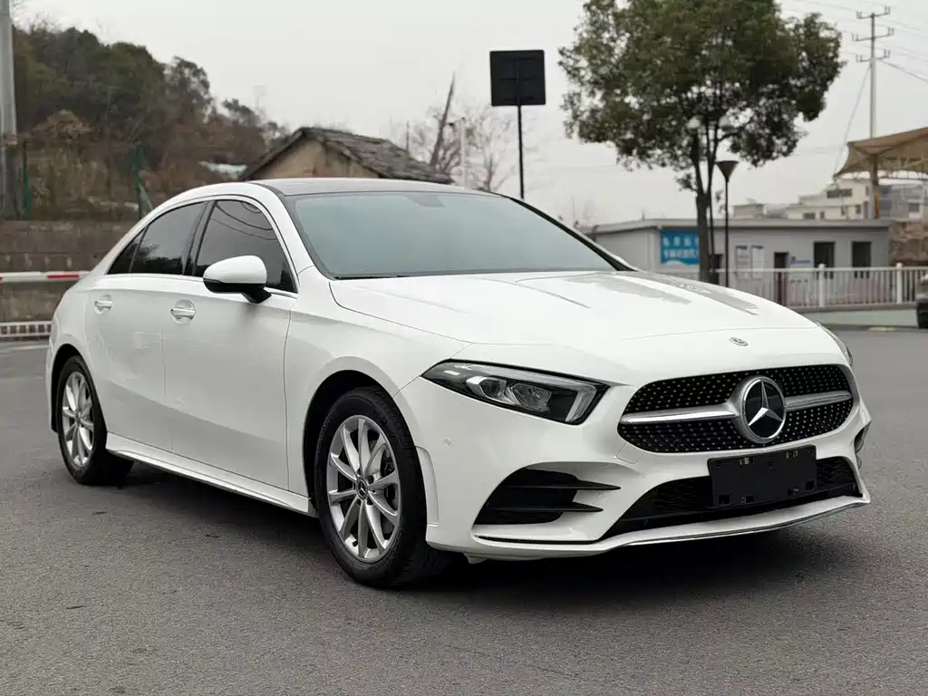 MERCEDES-BENZ A CLASS