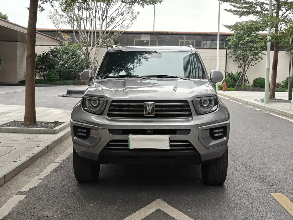 TANK TANK 700 NEW ENERGY