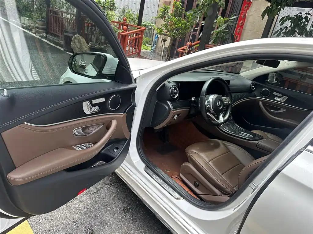 Mercedes-Benz E-Class E 2019 E 300 L Sport Fashion