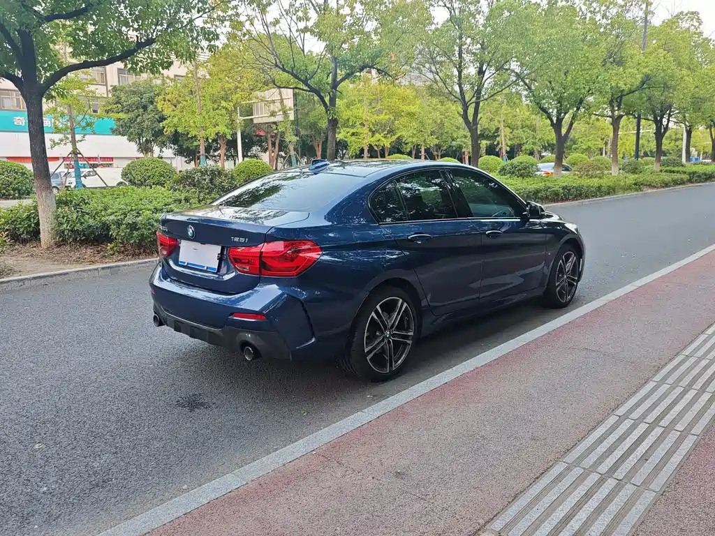 BMW 1 Series — миниатюра 12