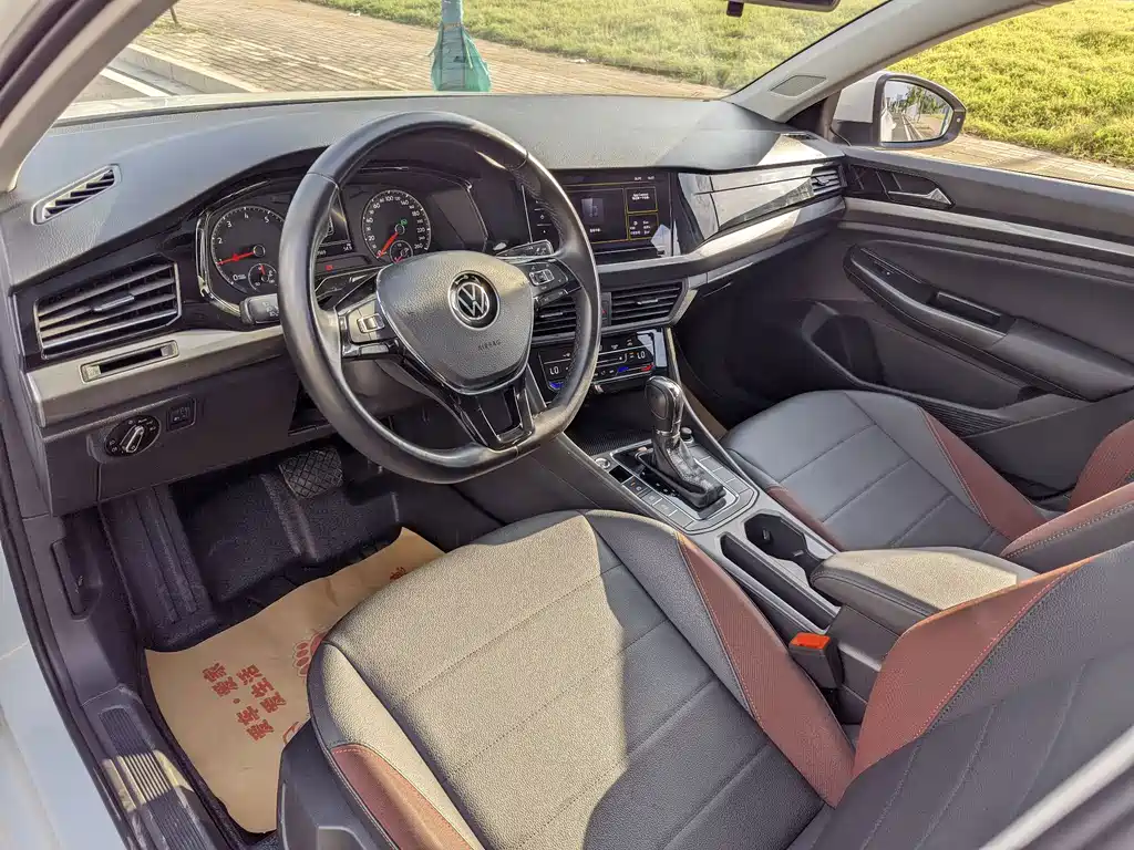 Volkswagen Bora — миниатюра 9