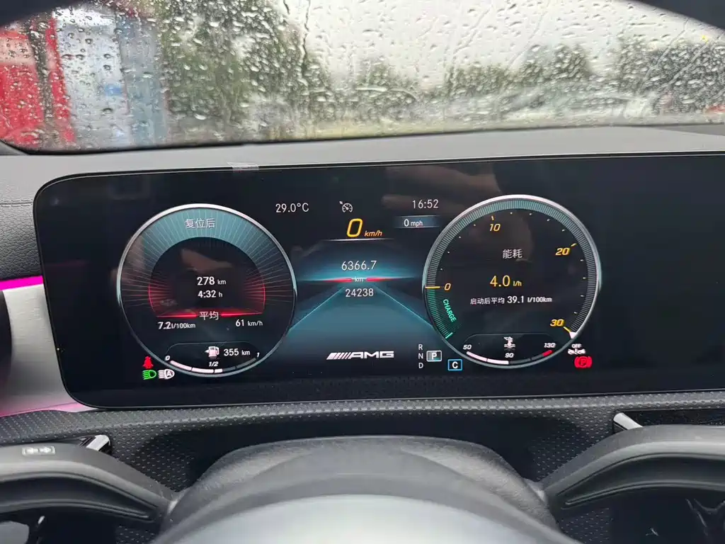 Mercedes-Benz CLA AMG — миниатюра 10